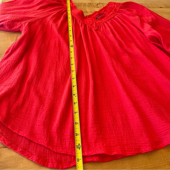 Studio by JPR bright coral bell sleeve V-neck flowy cotton blouse. Women’s Small - Picture 5 of 6